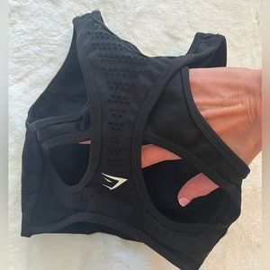 Gymshark Flawless Knit Sports Bra size small worn once like new condition
